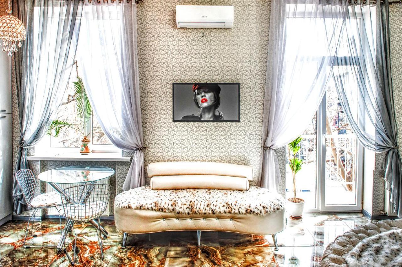 Soborna Square Apartment Odessa Exterior photo